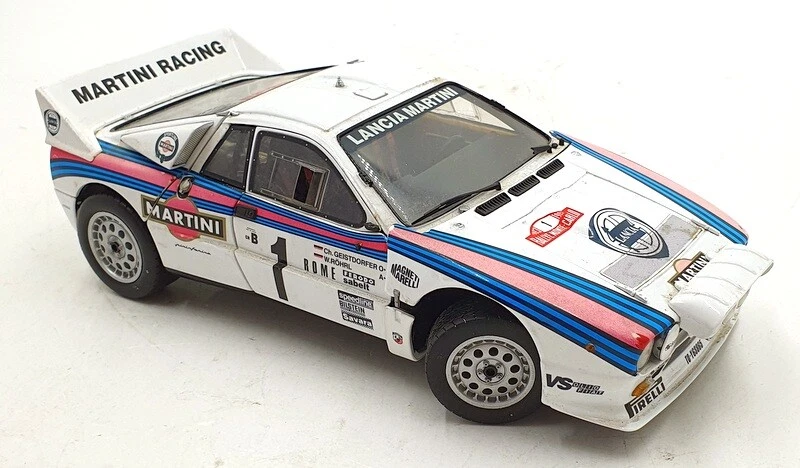 Kyosho 1/18 Scale Diecast 13625G - Lancia 037 Rally Martini RMC #1 W.Rorhl - Image 2 of 4