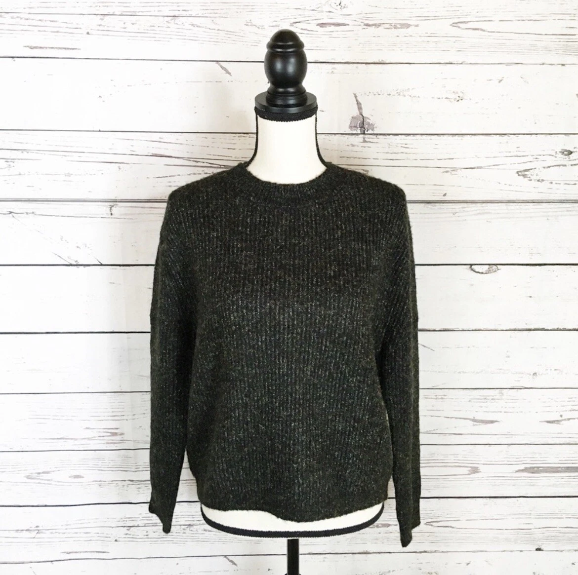 Black top marled sweater