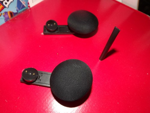 Oculus Rift On-ear RIGHT headphone - Photo 2/2