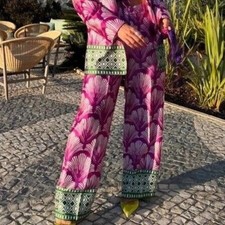 NWT ZARA Satin Effect Printed Straight Leg Pants Multicolored 2756/243 Size M