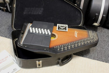 Oscar Schmidt OS21C 1970s Autoharp with case VG