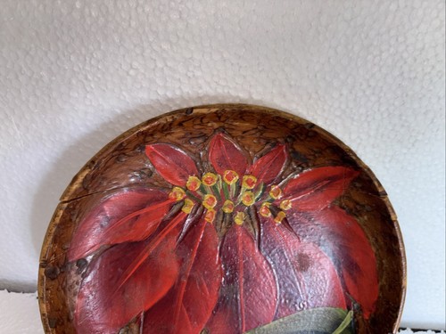 Poinsettia design Pyrography bowl Signed Eleanor Dwkenfield Sheppherd - Picture 4 of 18