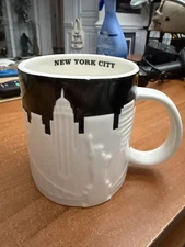 STARBUCKS NEW YORK CITY SKYLINE COFFE MUG/CUP 3D RELIEF COLLECTOR’S SERIES TAXI,