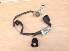 VOLVO V70 MK2, S60 XC70 HEADLIGHT LAMP WIRING LOOM SOCKET 2003-2007 30763548