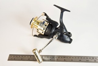 Carrete giratorio cara abierta vintage Okuma Coronado CD50 Big Game DW1