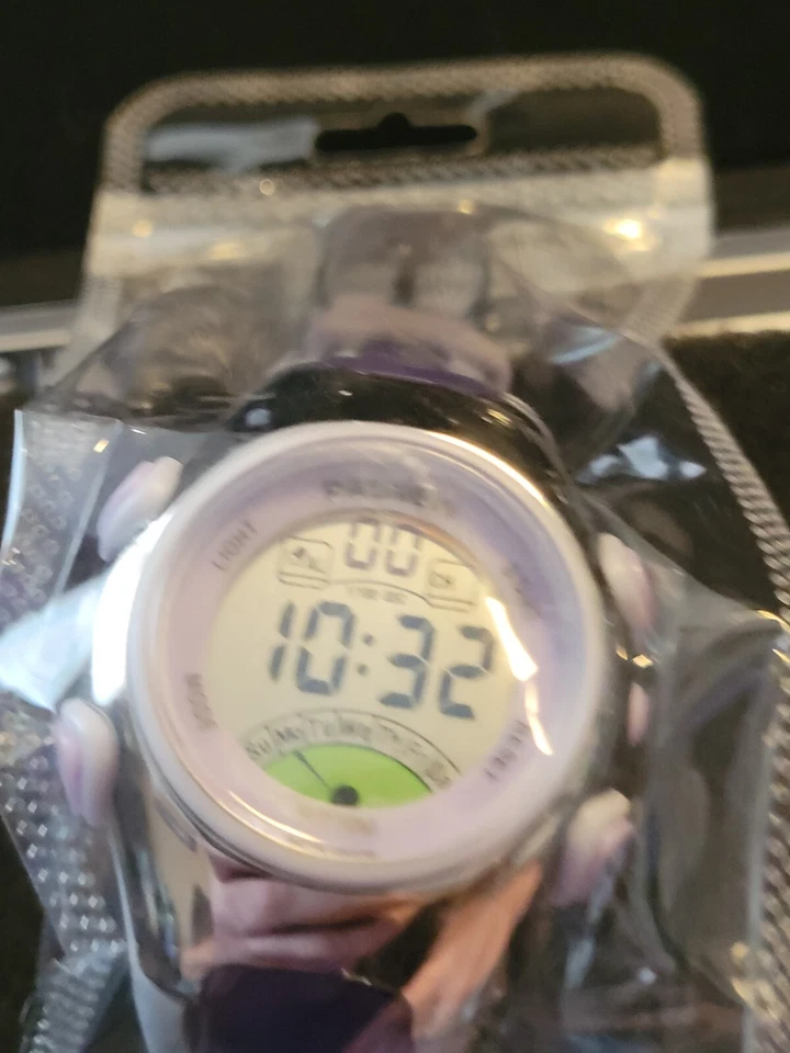 Pasnew цифровые часы женщин серебристого тона фиолетовый ободок группы день Дата сигнализации  - Изображение 2 из 4