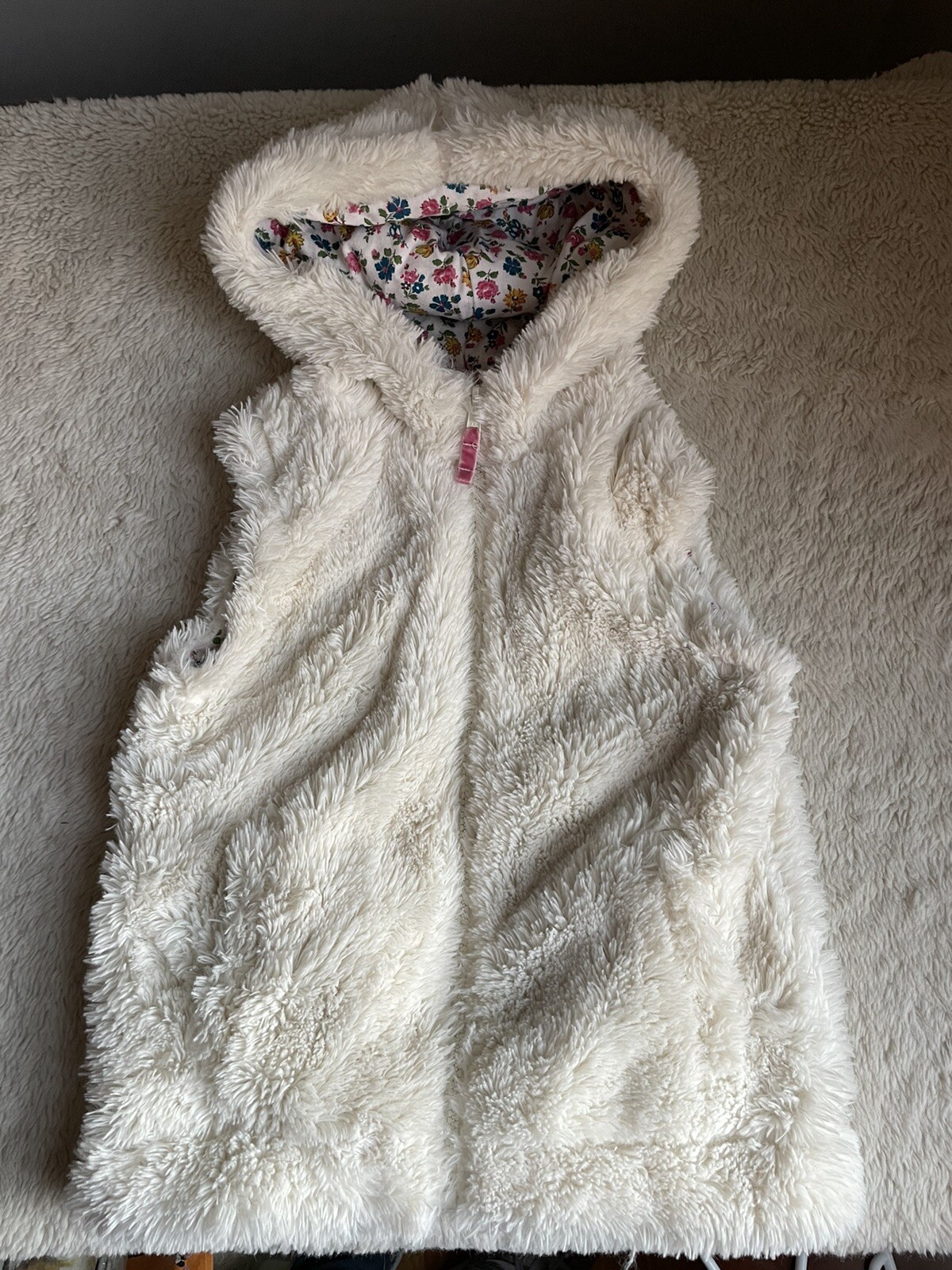 EUC Mini Boden Girls Faux Fur Vest 