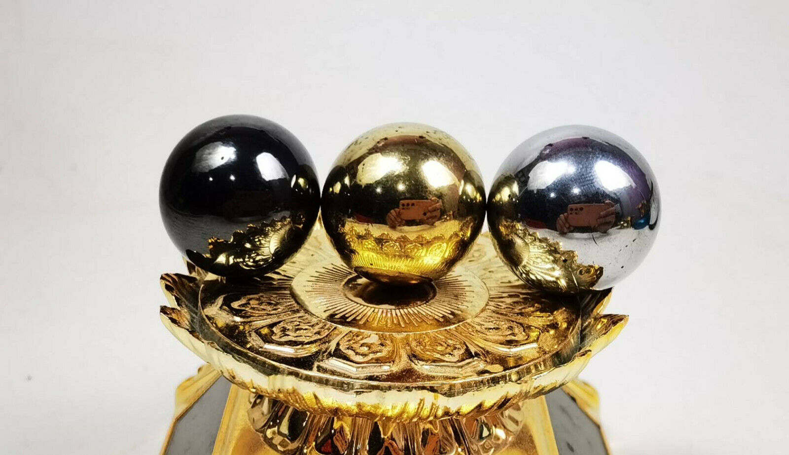 3 Max 48% OFF Pcs Gold Black Silver Ball Lucky MAGNETIC Leklai Magic Amulet Tampa Mall