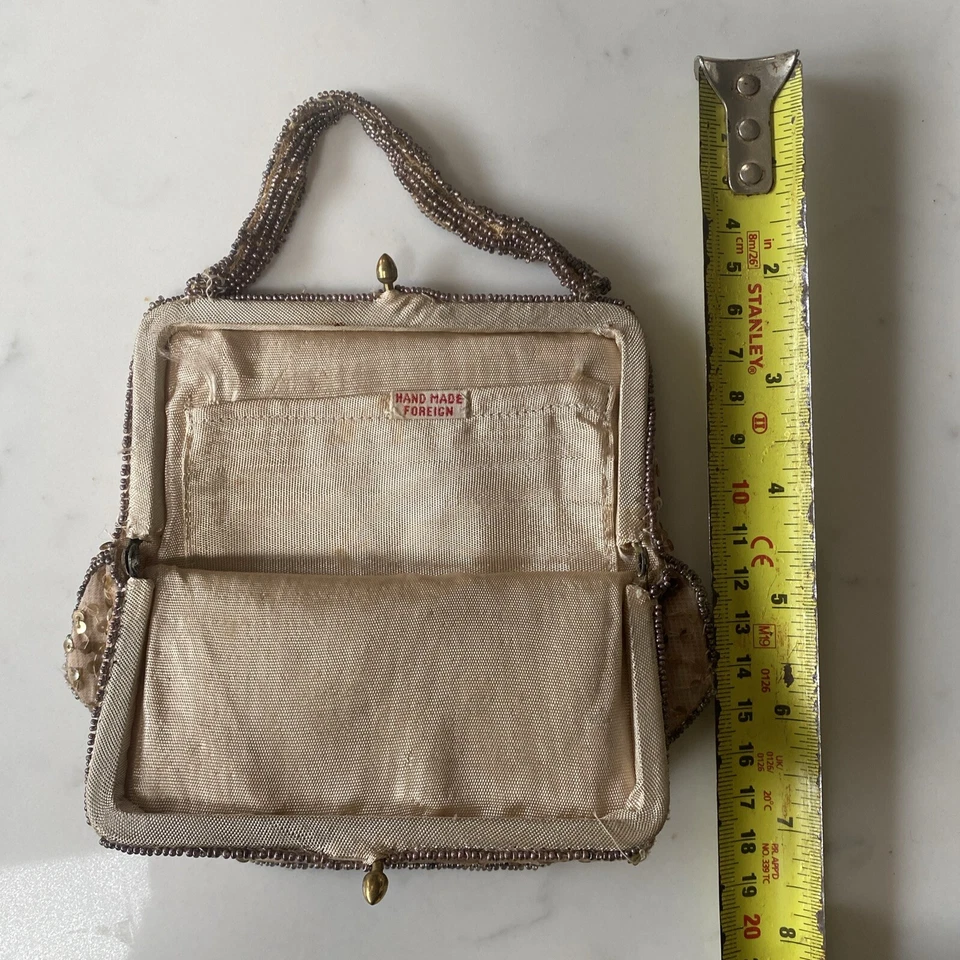 Vintage 1950s Kiss lock pink Translucent Beads with rose Clutch Purse - Image 4 of 4