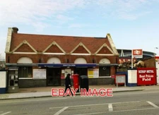 PHOTO  DRAYTON PARK  DRAYTON PARK RAILWAY STATION IS ON THE NETWORK RAIL NORTHER