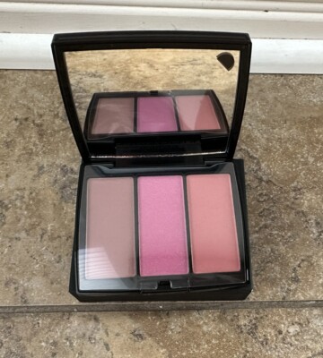 Anastasia Beverly Hills Blush Trio Pool Party Blush