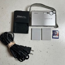 Nikon Coolpix S9 Silver 2.5" LCD 6.1MP 3x Optical Zoom Compact Digital Camera