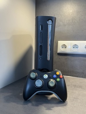 Xbox 360 Voll Funktionsfähig Inklusive Controller Und allen benötigten Kabeln 