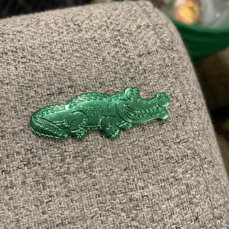 2018 Mardi Gras Krewe Excalibur Alligator Doubloon Die-cut New Orleans