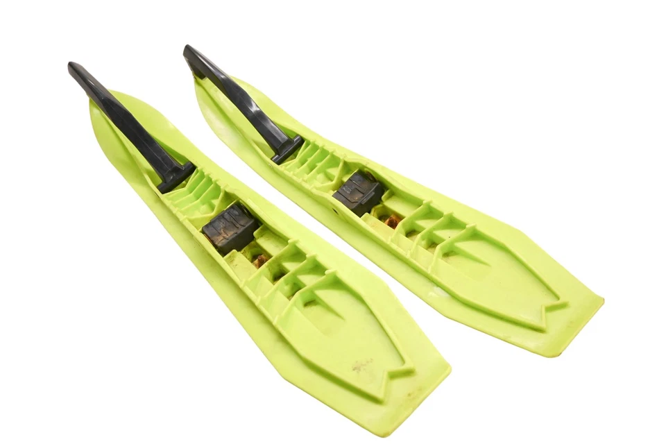 17 esquís delanteros izquierda y derecha Ski-Doo Freeride 800R ETEC 137" Foto 2 de 4