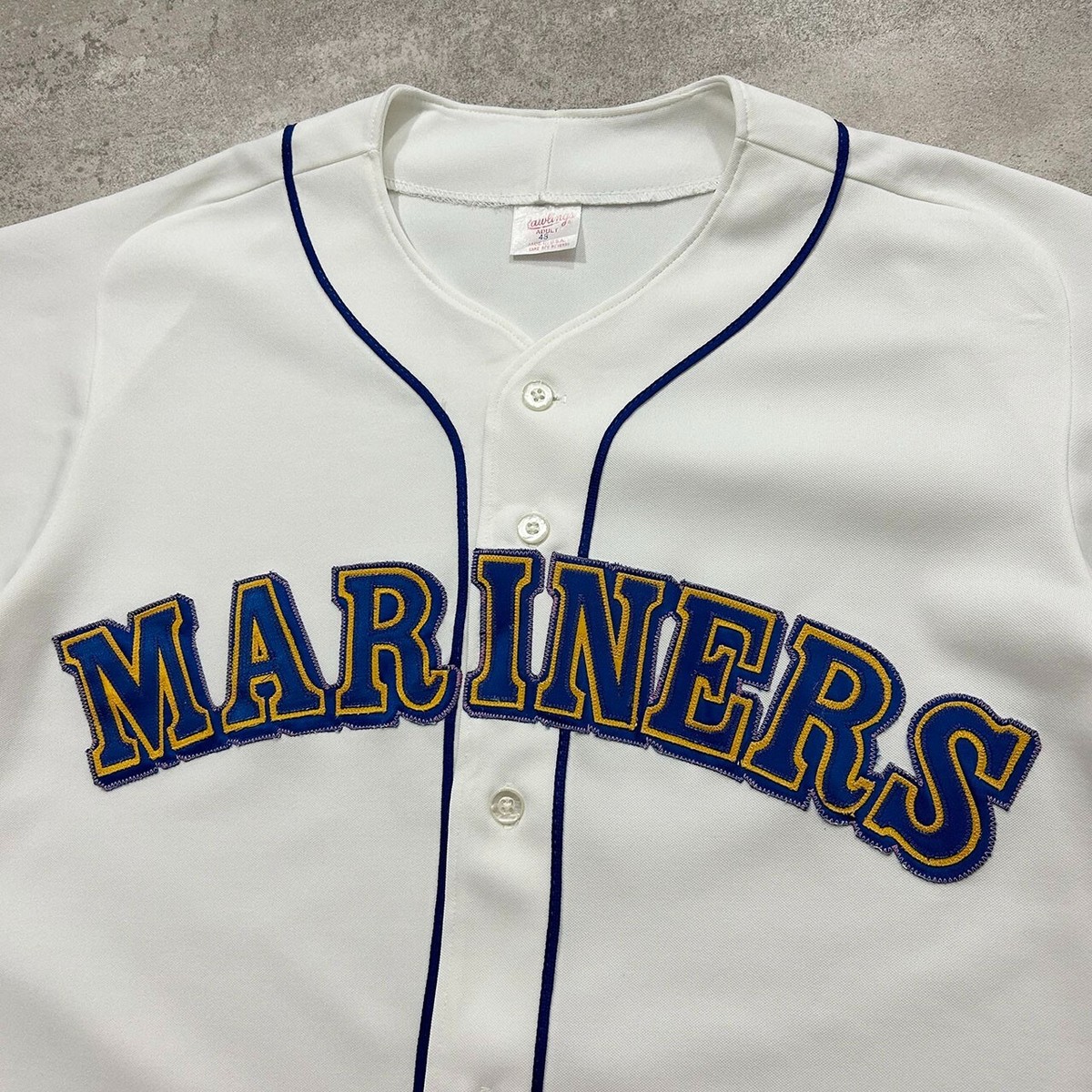 ヴィンテージ Seattle Mariners MLB 1990s PUMA s-l400.jpg