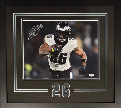 Saquon Barkley Autographed Custom Framed Philadelphia Eagles 11x14 Photo JSA - 第 1/1 張圖片