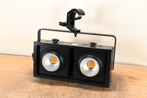 Elation CUEPIX Blinder WW2 2x 100W WW LED Blinder CG00150