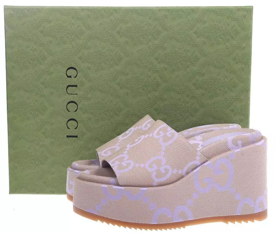 NOUVELLES SANDALES PLATES GUCCI JUMBO GG SUPREME 120 MM BEIGE LILAS CHAUSSURES 39/US 9
