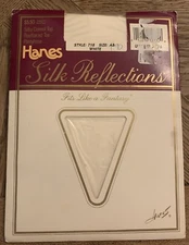Hanes Pantyhose Silk Reflections White Sz AB Silky Control Top Vtg Style 718
