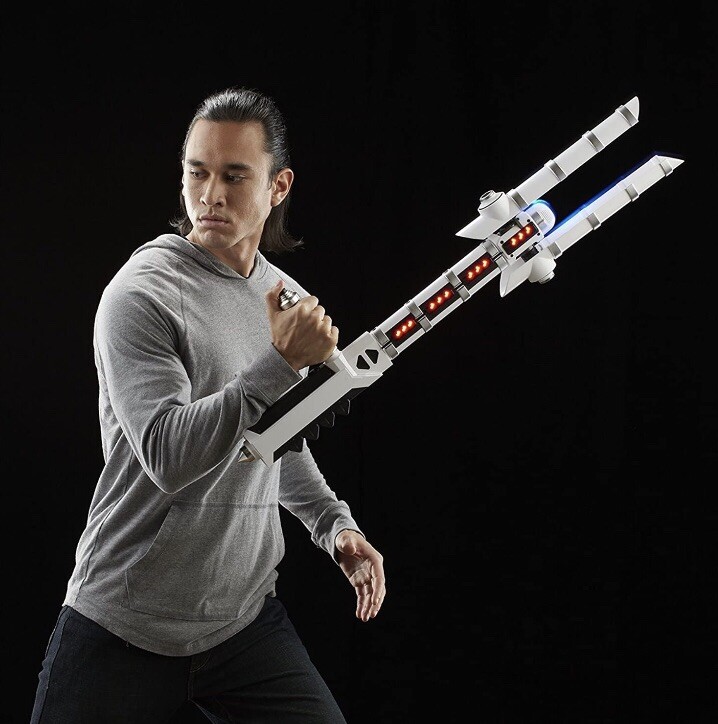 NEW Full Scale Replica Star Wars The Black Series Force FX Z6 Riot