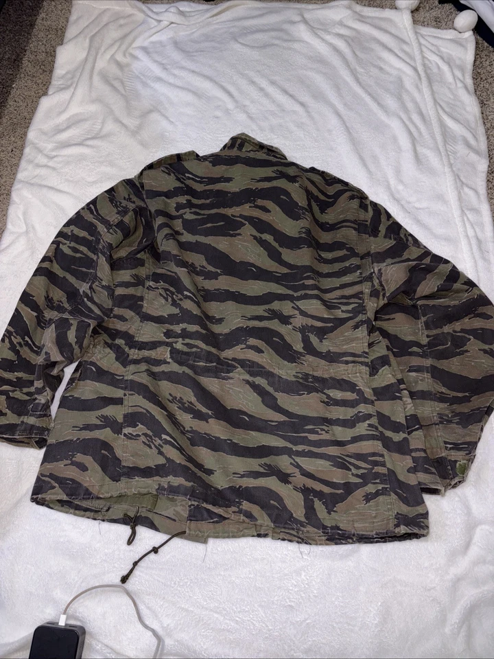 Vintage Usa Made Alpha Industries Camouflage Jacket With Hood - Image 4 of 4
