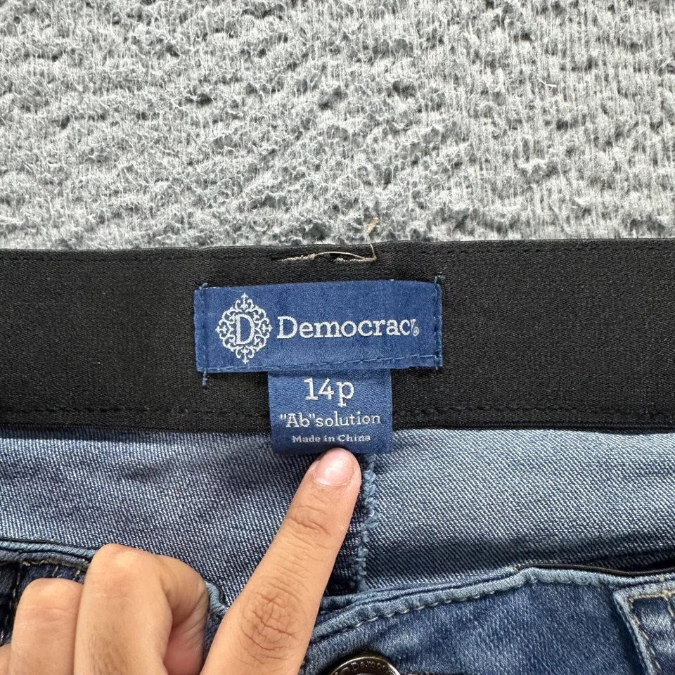 Democracy Jeans Womens Size 14p Blue AB Solution Cotton Stretch Straight Fit - Image 3 of 4