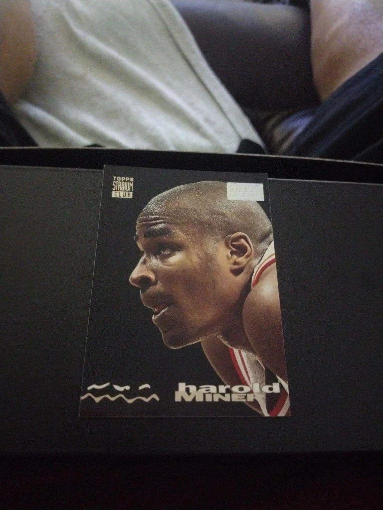 Harold Miner trading card