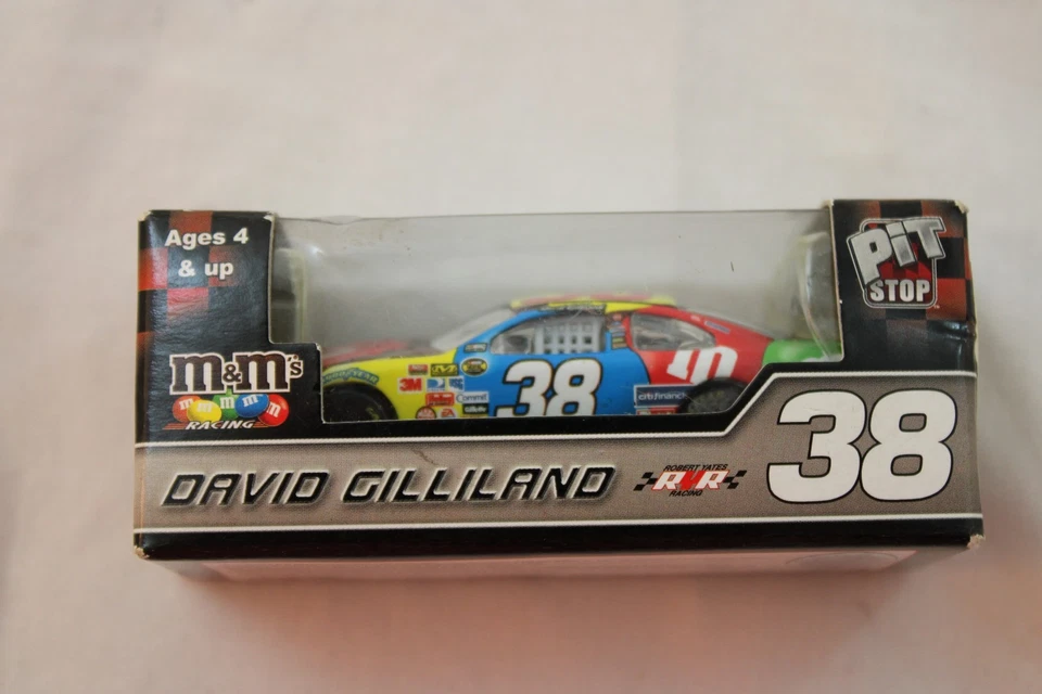 David Gilliland 2007 NASCAR Motorsports Authentics 1:64 Die-Cast M&Ms Ford #38 - Image 3 of 4