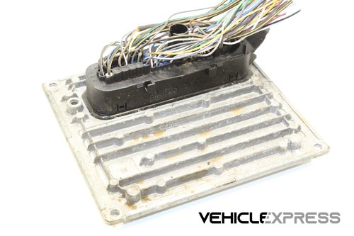 FORD FOCUS Motorsteuergerät 4M51-12A650-HF 2002 12056197