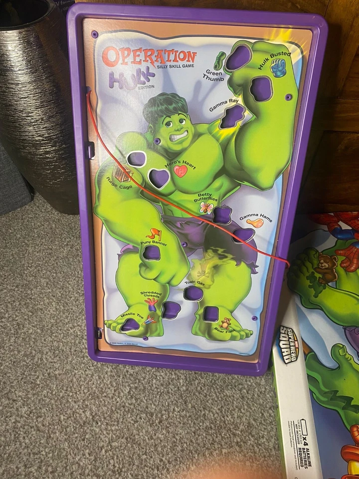 Operation Hulk Edition 2008 Marvel Glowing Green Eyes & Sound Game See Descript - Image 3 of 3