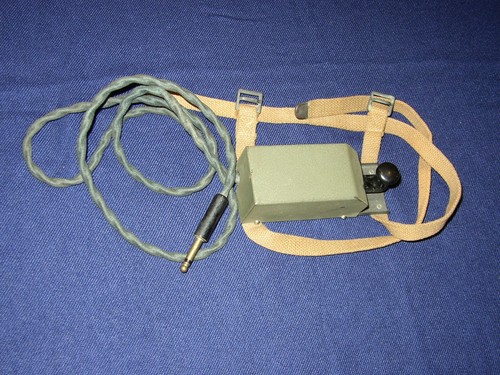 BUNNELL WW2 MILITARY STRAP-ON-THE-LEG KEY US ARMY - TASTO MILITARE da GAMBA GM2 - Picture 2 of 12