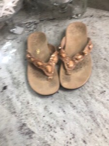 vionic cork flip flops