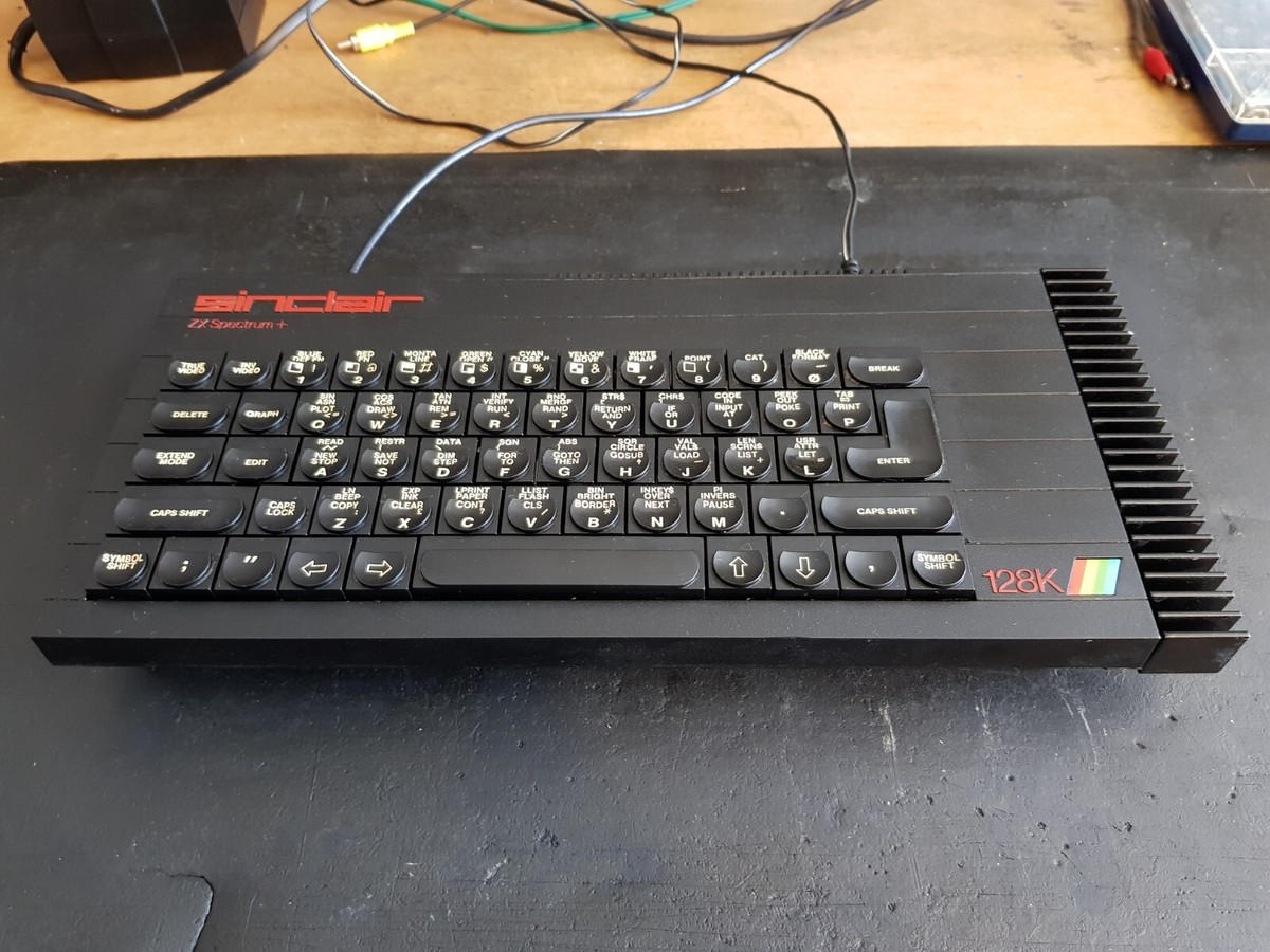 ULTRA RARE VINTAGE SINCLAIR ZX SPECTRUM 128 TOAST RACK COMPUTER
