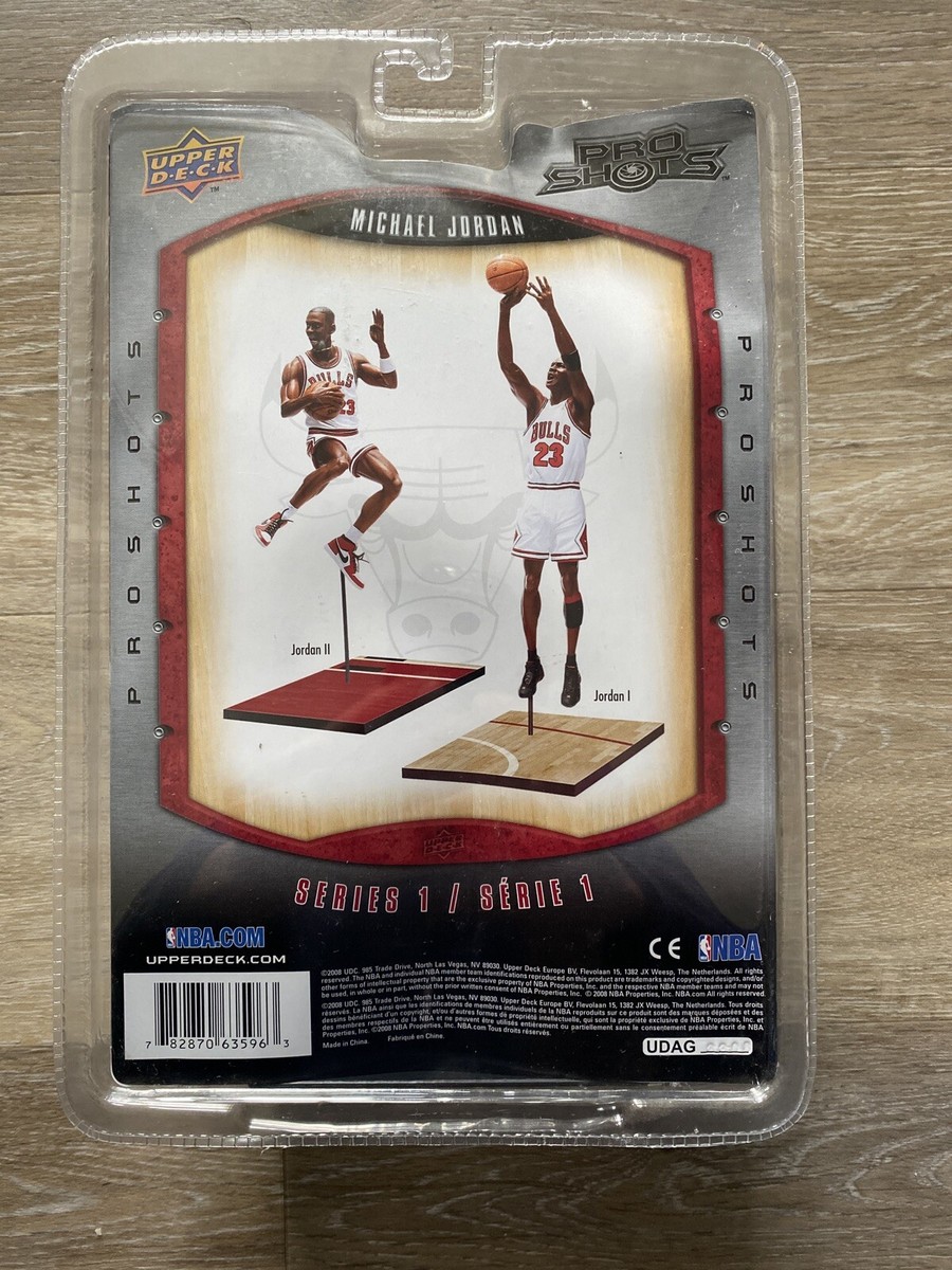 MICHAEL JORDAN Chicago Bulls Upper Deck Pro Shots Series 1 MICHAEL JORDAN Chicago Bulls Upper Deck Pro Shots Series 1