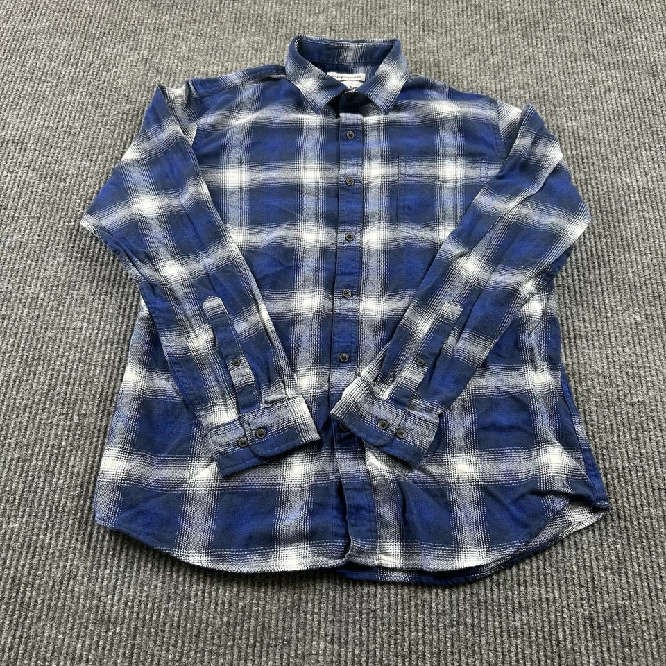 Camisa de manga larga con botones a cuadros azul blanco grande Amazon Essentials para hombre Foto 4 de 4