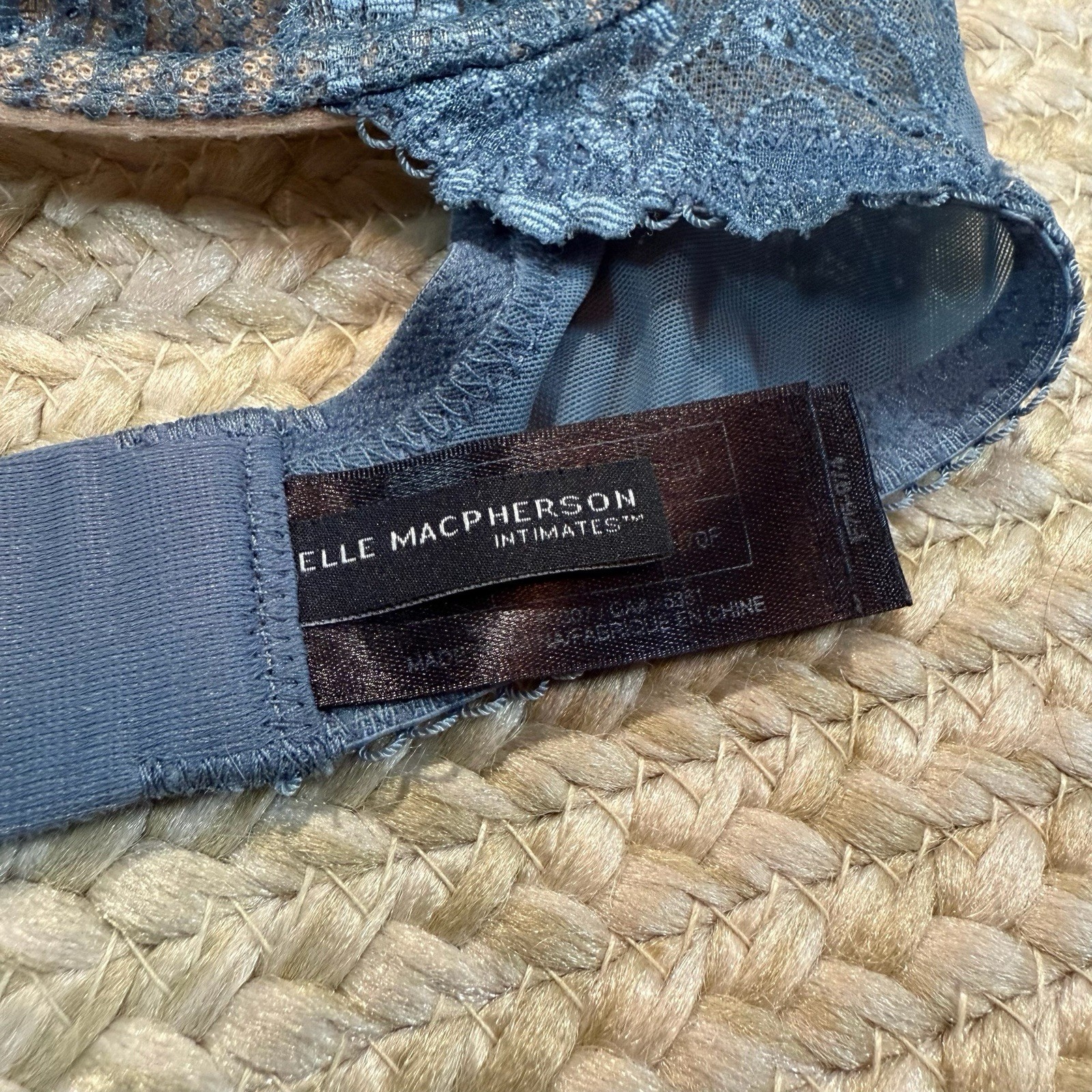 Elle MacPherson Intimates Blue/grey Underwire Lac… - image 7