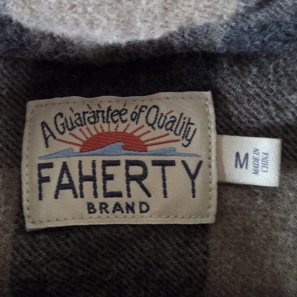 Camisa Faherty Para Hombre Mediana Gris Tostado Franela a Cuadros Abotonada Algodón Manga Larga Foto 2 de 4