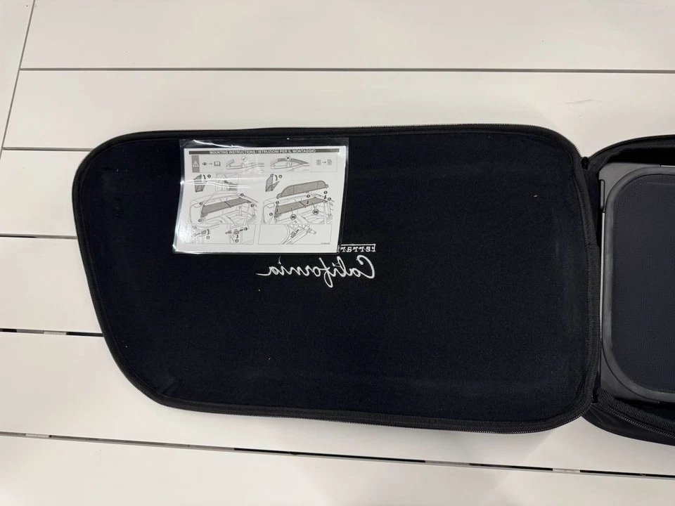 FERRARI CALIFORNIA 09-14 OEM AIR WIND DEFLECTOR WINDSCREEN P# 84743800 Foto 2 de 4