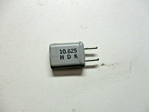 H.D.K Radio Crystal 10.625 MHz 1mm / 0.04in X 6mm long X 5mm Spaced Leads Vtg