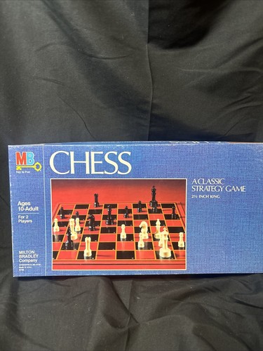 Milton Bradley Chess Set 1982 Complete - Picture 4 of 12