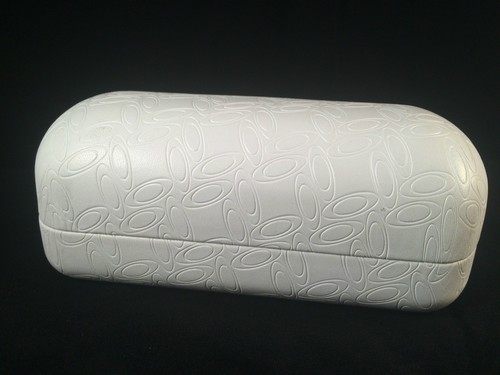 Oakley Sonnenbrille Hartschalenetui weiß O Logo groß authentisch Flip Top  - Bild 1 von 6