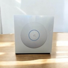 Ubiquiti UniFi SHD Access Point with Dedicated Security Radio UAP-AC-SHD - New
