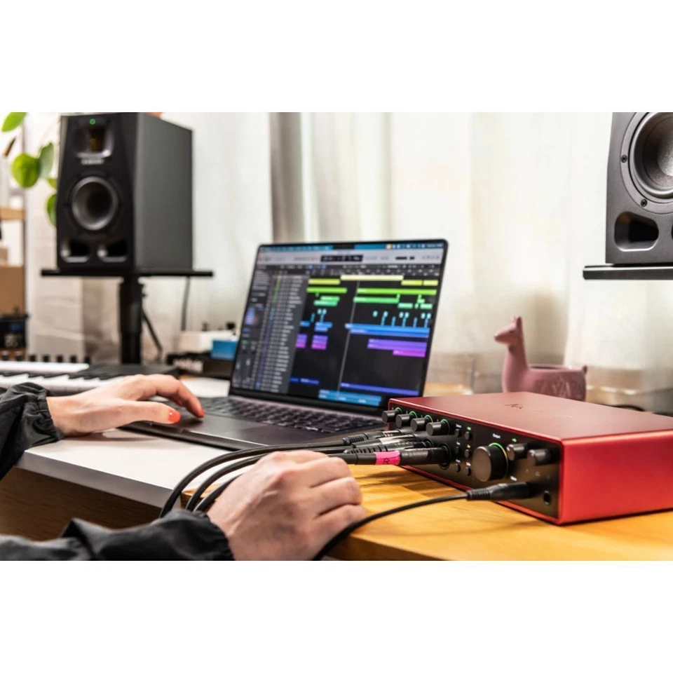 Focusrite Scarlett 18i16 4G 4th Gen USB Audio Interface with 18 In and 16 Out - Image 4 of 4