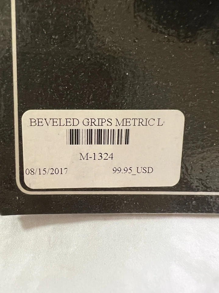 Arlen Ness AGARRES BISELADOS MÉTRICOS LARGOS (M-1324) Foto 4 de 4