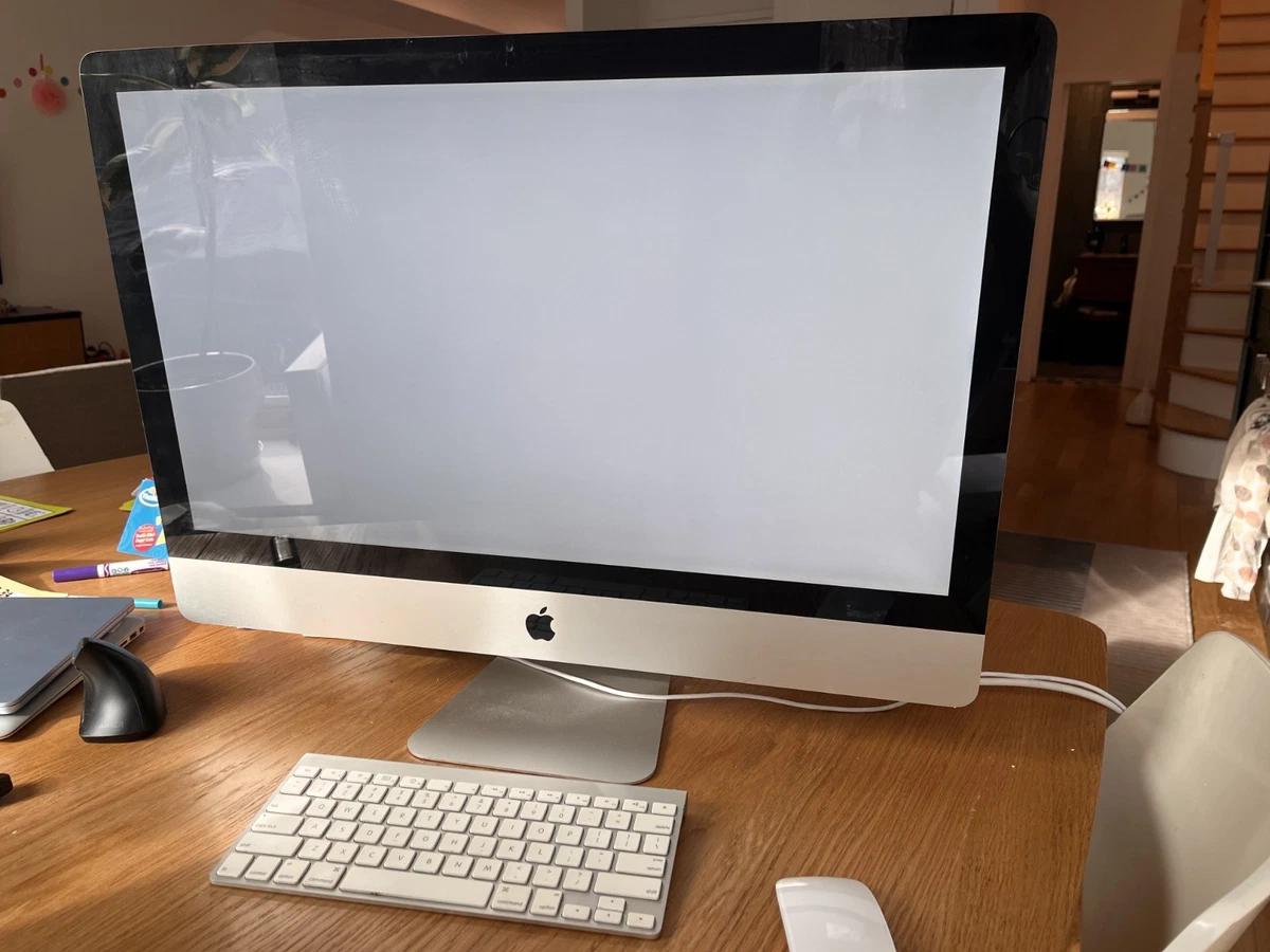 iMac 27inch Mid 2010 SSD500GB キーボード マウス付 iMac 27inch Mid 2010 SSD500GB キーボード マウス付 iMac 27