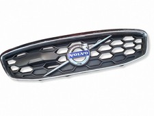 Calandre Volvo V40