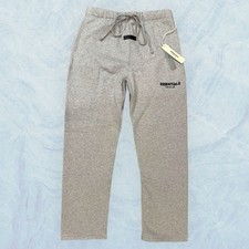 Fear of God ESSENTIALS Relaxed Fleece Sweatpants in Grey Size Large NWT