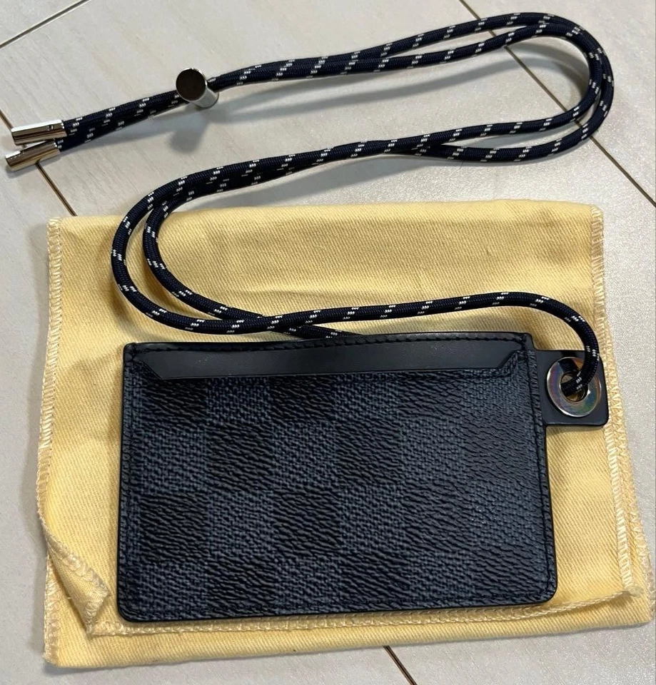 LOUIS VUITTON America's Cup ID Holder N41629 Damier Cobalt w/box Limited Edition - Image 3 of 3