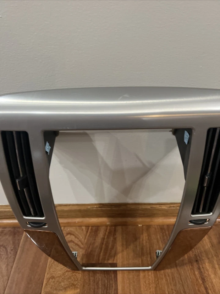 2005 2006 2007 CADILLAC STS ЦЕНТР ПРИБОРНОЙ ПАНЕЛИ РАДИО ОБОДОК С ВЕНТИЛЯЦИОННОЙ РЕШЕТКОЙ СЕРЕБРО - Изображение 4 из 4